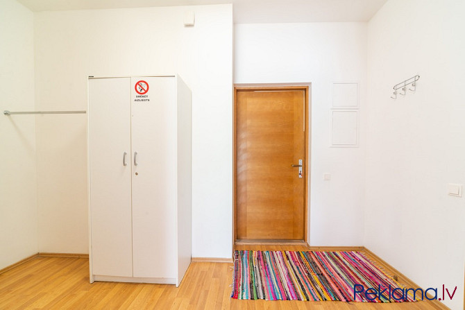 Dzīvespriecīgais dzīvoklis atrodas centrā,renovētā mājā, pēc kapitālā remonta Rīga - foto 5