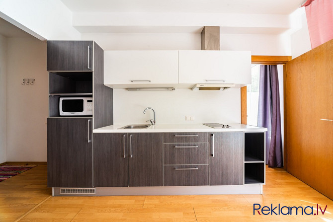 Dzīvespriecīgais dzīvoklis atrodas centrā,renovētā mājā, pēc kapitālā remonta Rīga - foto 4