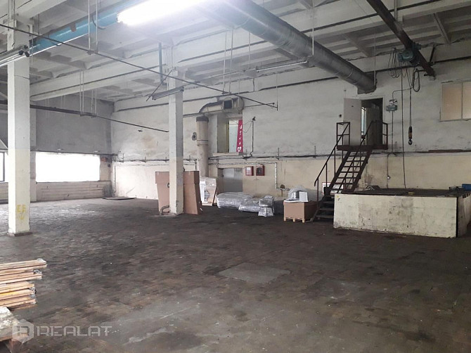 Iznomā biroja telpas , sadalītas divos stāvos   +  1. stāvs 110 m2. gaišas , plašas telpas Rīga - foto 12