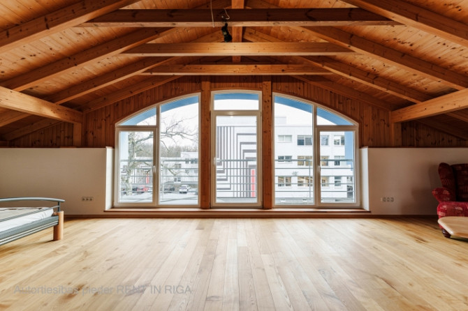 Pārdod mājīgu un gatavu apdzīvošanai privātmāju Rīgas centrā! Šī ir māja, kur satiekas Rīga - foto 14