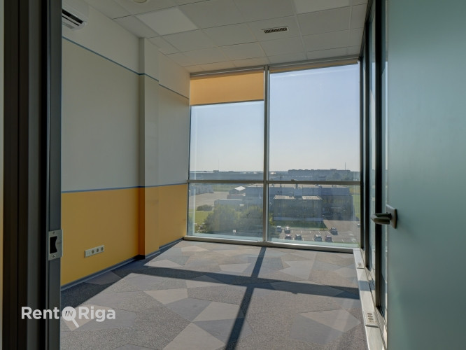 Birojs Pļavniekos, jaunas biroju ēkas pēdējā- 5. stāvā. Telpu plānojums un apdare tiek pieskaņota no Рига - изображение 12