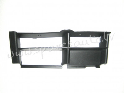 2016272R - OEM: 51118235642 side, 95>03, 1 caps w/o hole R - Reste Bamperā - BMW 5  E39 (1995-2000) Rīga - foto 1