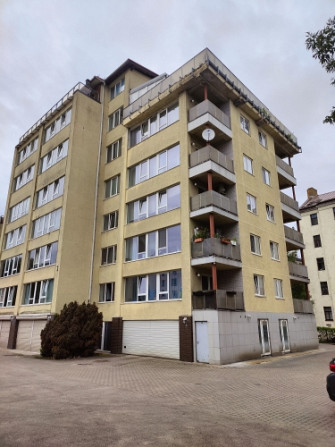 Светлая, солнечная квартира-студия с балконом.  Квартира имеет большие, Рига - изображение 10