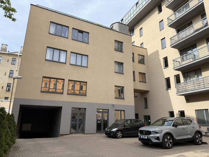 Office spaces on the 1st and 2nd floors of a new building.  The premises are conveniently located an Рига - изображение 11
