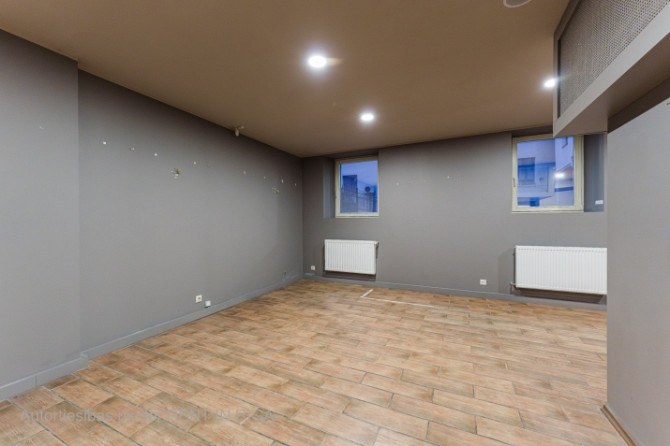 Piedāvājam uz nomu modernas komerctelpas ar kopējo platību 125 m prestižā Rīgas rajonā - Rīga - foto 7