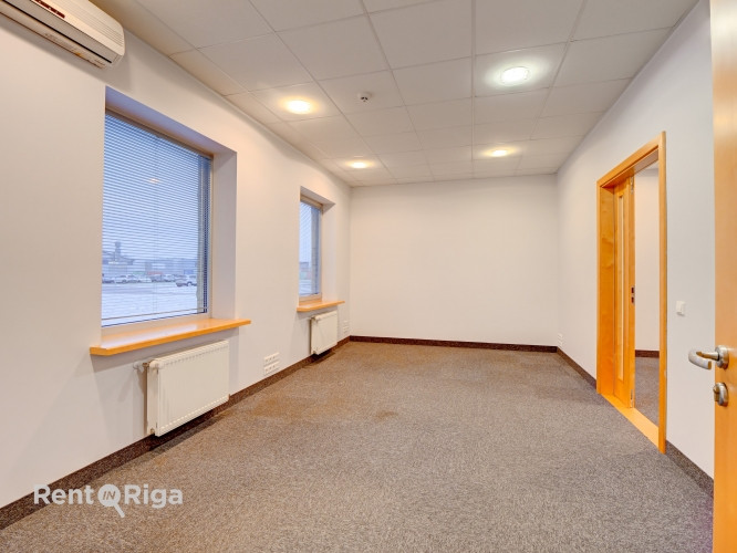 Офисное помещение в отдельно стоящем здании рядом с ТЦ Spice  Планировка: Рига - изображение 16