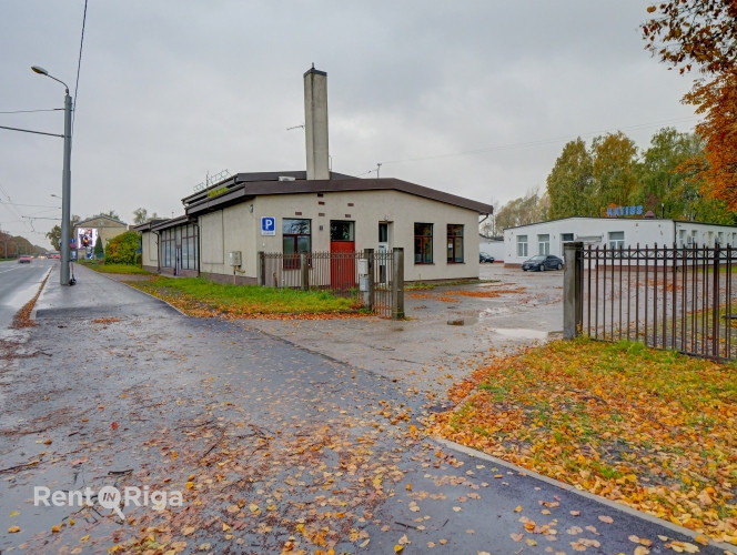 Отдельно стоящее коммерческое здание с просторной прилегающей территорией.  + В Рига - изображение 10