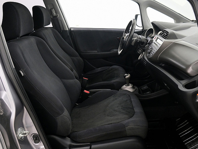 Honda Jazz Elegance ATM 1.3 73kW Таллин - изображение 6