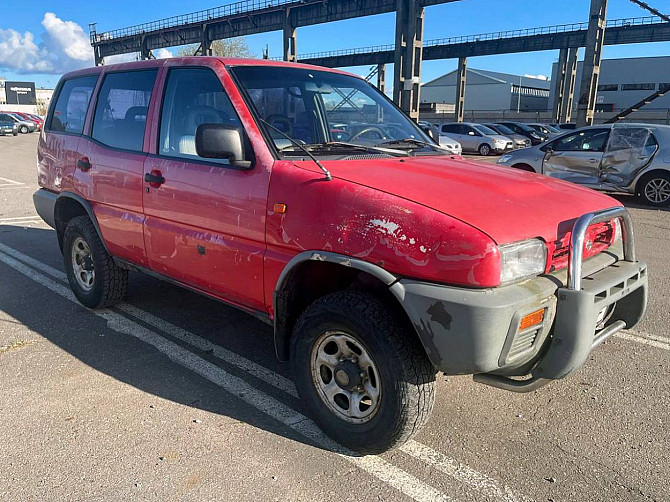 Nissan Terrano Comfort 4x4 2.4 91kW Таллин - изображение 1