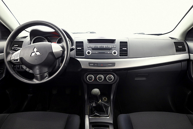 Mitsubishi Lancer Sport 1.5 80kW Таллин - изображение 5