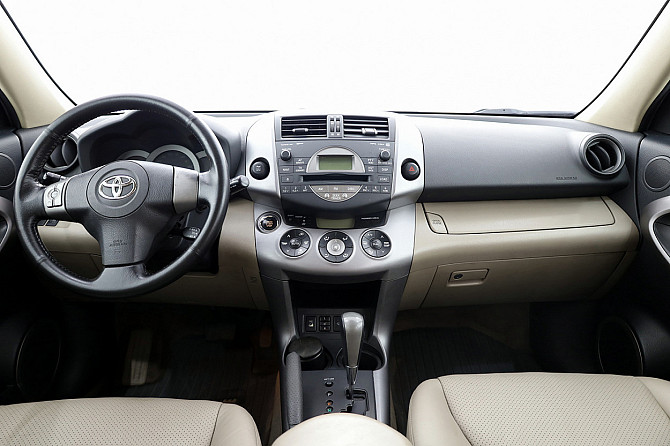 Toyota RAV4 Luxury ATM 2.0 112kW Таллин - изображение 5