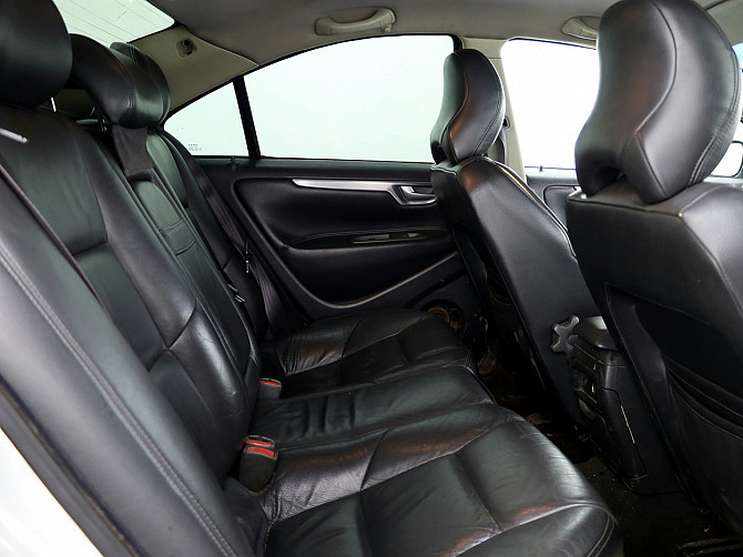 Volvo S60 Summum 2.4 D5 120kW Таллин - изображение 7