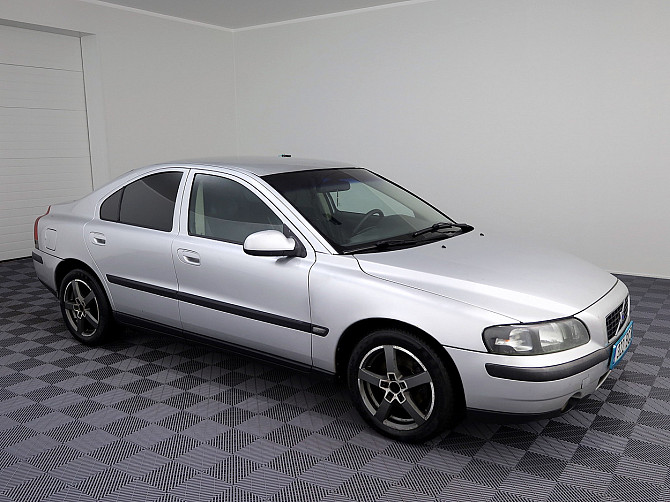 Volvo S60 Summum 2.4 D5 120kW Таллин - изображение 1