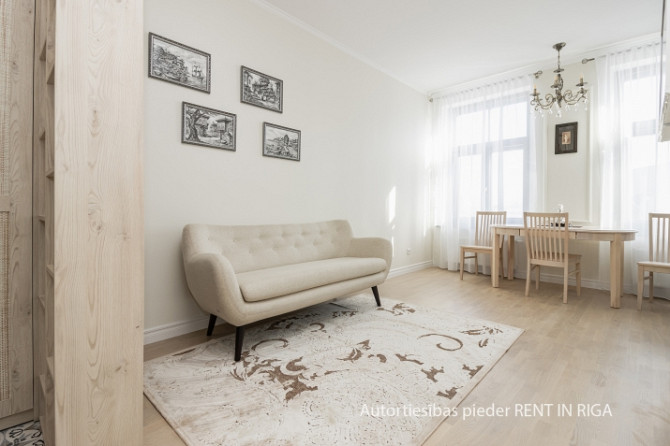 Izīrējam mājīgu, mēbelētu dzīvokli ar skatu uz Daugavu vienā no prestižākajiem rajoniem Rīga - foto 4