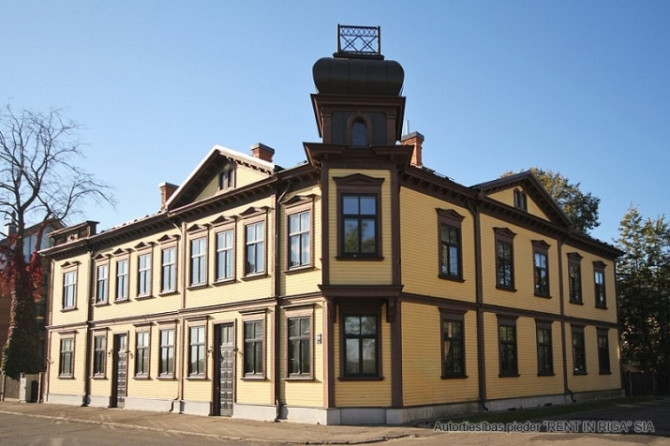 Izīrējam mājīgu, mēbelētu dzīvokli ar skatu uz Daugavu vienā no prestižākajiem rajoniem Rīga - foto 1