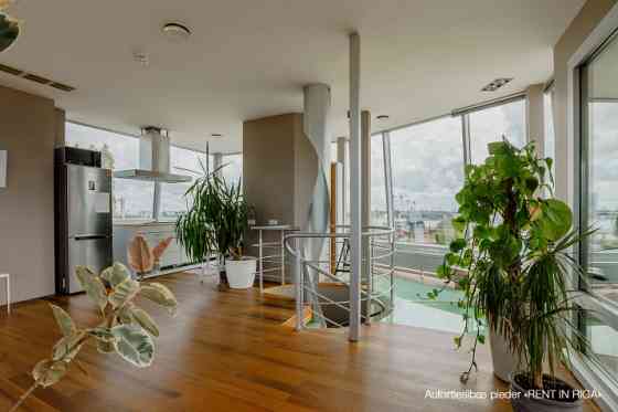 Apartment with one of the most fantastic terraces in Riga!  The apartment is on the 6th and 7th floo Rīga