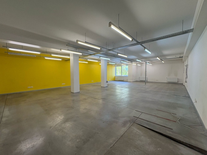 Izīrē ofisa/noliktavas telpas Rīgā, Šķirotavā  1. stāvs, 115 m, piemērotas birojam, Rīga - foto 1