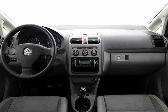 Volkswagen Touran Comfortline Facelift 1.6 75kW Tallina