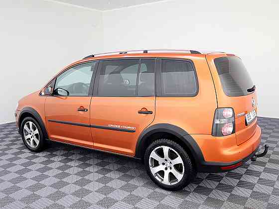 Volkswagen Touran Cross Facelift 2.0 TDI 103kW Tallina
