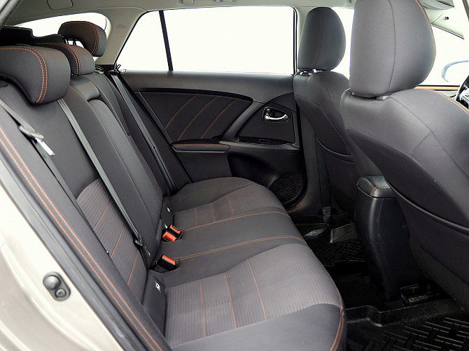 Toyota Avensis Linea Sol LPG ATM 1.8 108kW Таллин - изображение 7