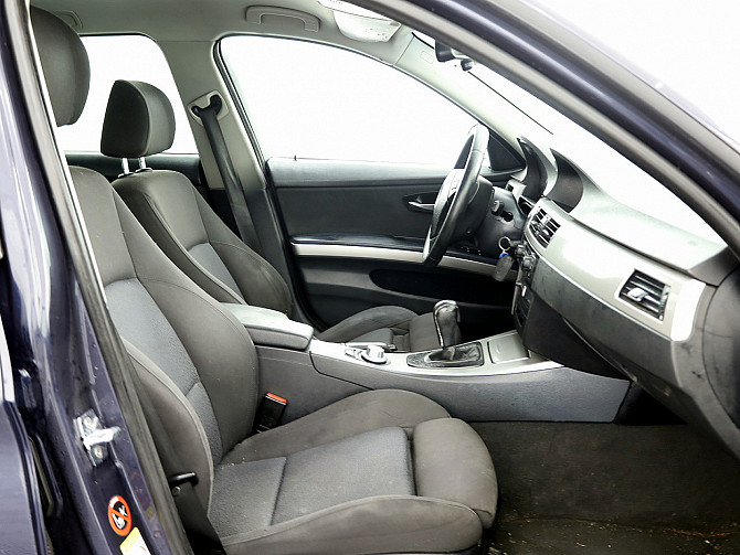 BMW 320 Sportpakett ATM 2.0 D 120kW Tallina - foto 6