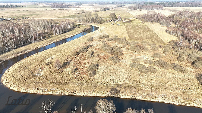 Pārdod ainaviski skaistu īpašumu Latgalē, Preiļu novadā, Upmalas pagastā, Dubnas upes Preiļi un Preiļu novads - foto 1