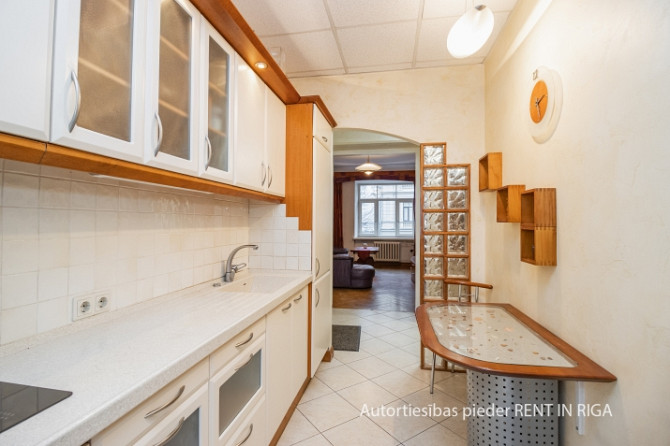 Tiek izīrēts patiesi mājīgs un pārdomāts 65m2 divu guļamistabu dzīvokli vēstniecību Rīga - foto 5