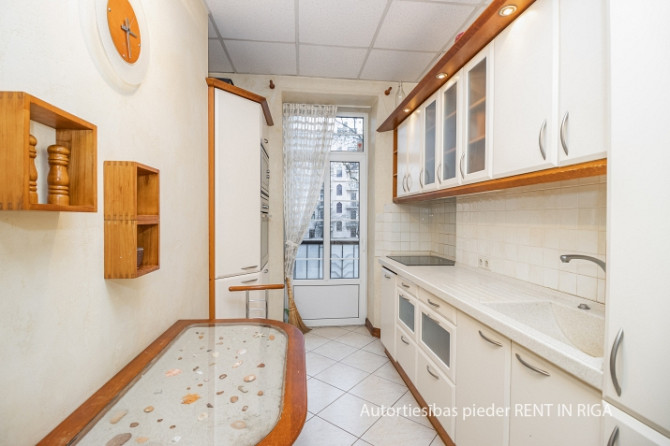 Tiek izīrēts patiesi mājīgs un pārdomāts 65m2 divu guļamistabu dzīvokli vēstniecību Rīga - foto 4