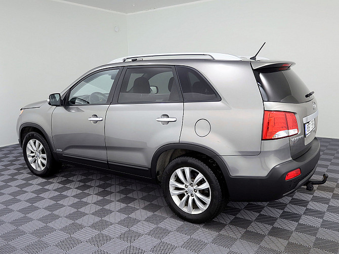Kia Sorento Luxury ATM 2.2 CRDi 145kW Tallina - foto 4