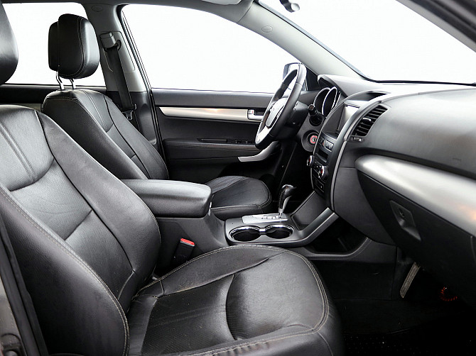 Kia Sorento Luxury ATM 2.2 CRDi 145kW Tallina - foto 6