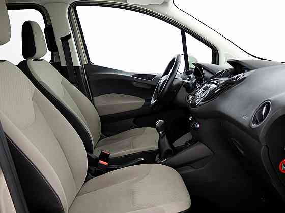 Ford Tourneo Courier Comfort 1.6 TDCi 70kW Таллин