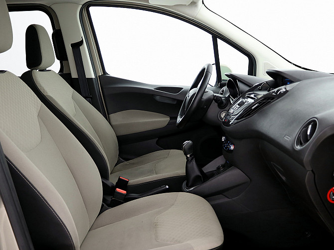 Ford Tourneo Courier Comfort 1.6 TDCi 70kW Tallina - foto 6