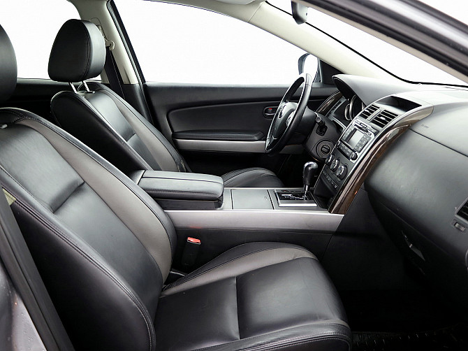 Mazda CX-9 Luxury Facelift ATM 3.7 204kW Tallina - foto 6