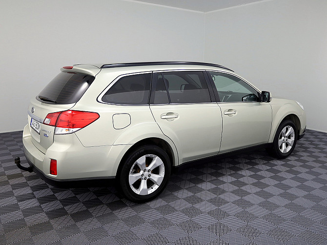 Subaru Outback Comfort 2.0 TD 110kW Tallina - foto 3