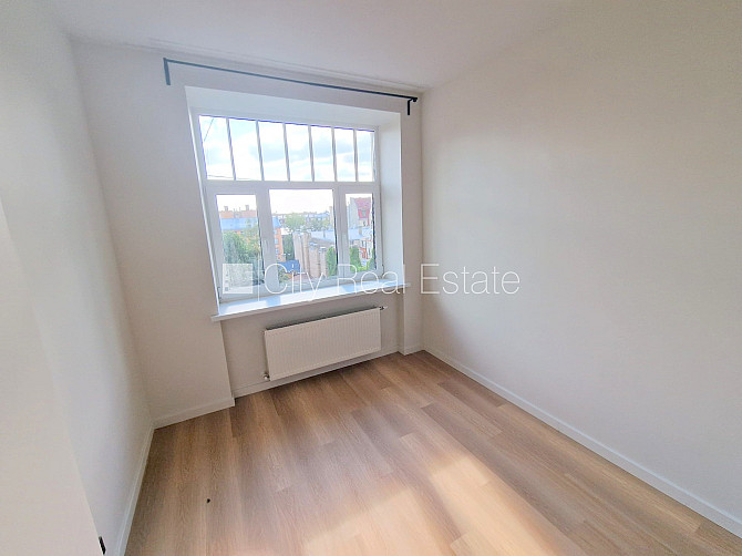 Fasādes māja, renovēta māja, slēgts pagalms, ieeja no ielas, ir lifts, kāpņu telpa bez Rīga - foto 7