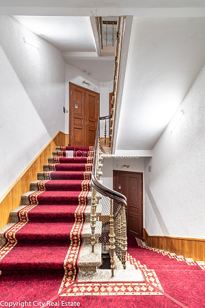 Fasādes māja, renovēta māja, labiekārtota apzaļumota teritorija, slēgts pagalms, iespēja Rīga - foto 19