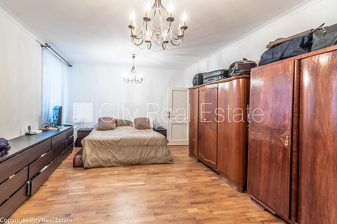 Fasādes māja, renovēta māja, labiekārtota apzaļumota teritorija, slēgts pagalms, iespēja Rīga - foto 9