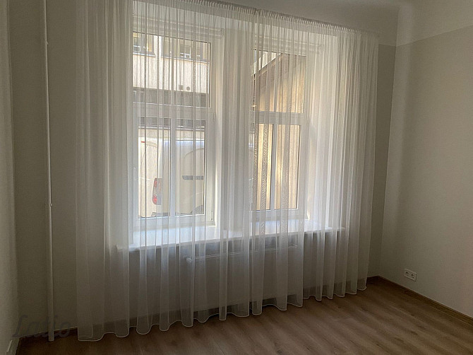 Īrēt tiek piedāvāts dzīvoklis pašā pilsētas centrā. Līdzās veikali, kafejnīcas, sabiedriskā transpor Рига - изображение 6