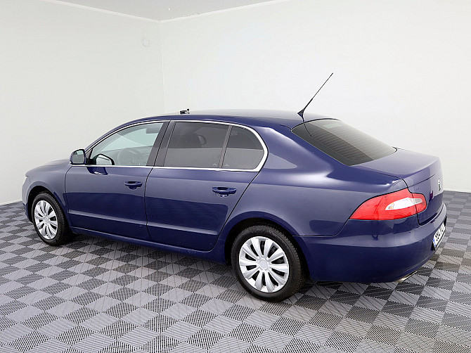 Skoda Superb Comfortline 1.8 118kW Tallina - foto 4