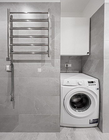Pagalma ēka, renovēta māja, apsaimniekošanas maksa mēnesī 126,94 EUR, slēgts pagalms, Rīga - foto 17