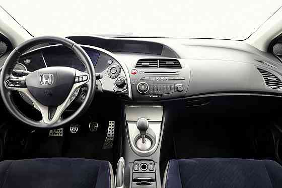 Honda Civic Elegance 1.8 103kW Таллин