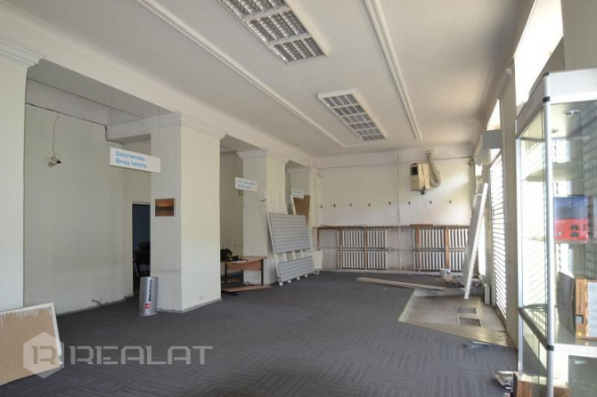 Tiek pārdotas plašas telpas kuras piemērotas komerdarbībai!  Telpas sadalītas divos līmeņos! Rīga - foto 7