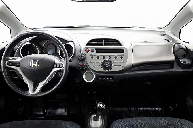 Honda Jazz Elegance ATM 1.3 73kW Таллин - изображение 5