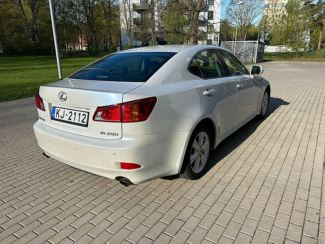 Lexus Is250 Rīga - foto 4