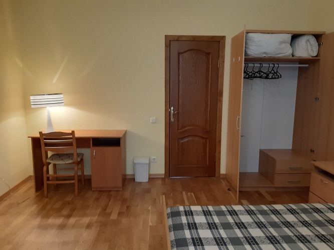 Rent offer for students - one room in shared 3-bedroom apartment in the center of Riga in a quiet co Рига - изображение 8