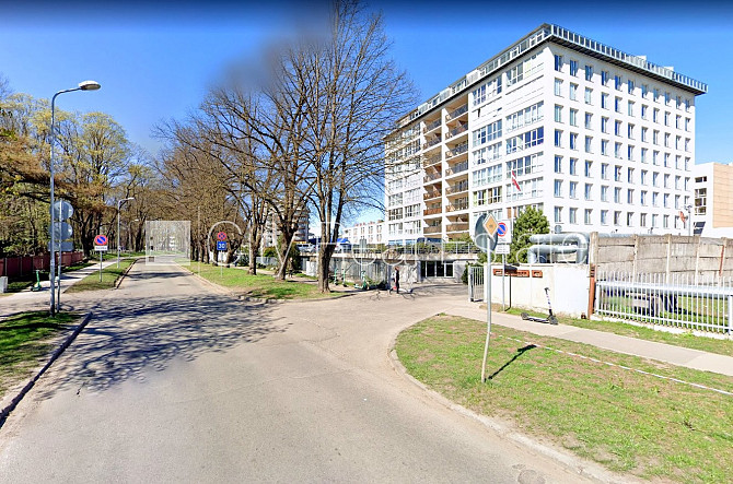 Pagalma māja, renovēta māja, slēgts pagalms, vieta automašīnai, kāpņu telpa pēc kapitālā Rīga - foto 2