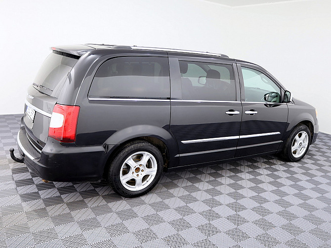 Chrysler Grand Voyager Luxury 2.8 CRD 120kW Таллин - изображение 3