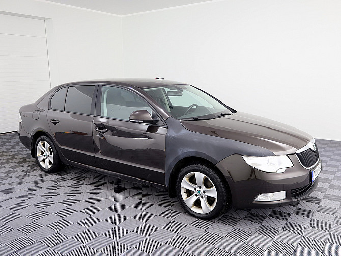 Skoda Superb Comfortline 1.4 92kW Таллин - изображение 1