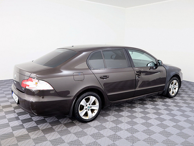 Skoda Superb Comfortline 1.4 92kW Таллин - изображение 3