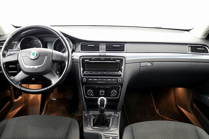 Skoda Superb Comfortline 1.4 92kW Таллин - изображение 5